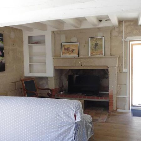 Maisonnette 40 m² avec parking privé Doue-en-Anjou Extérieur photo