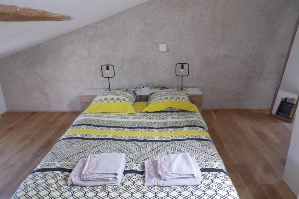 Maisonnette 40 m² avec parking privé Doue-en-Anjou Extérieur photo